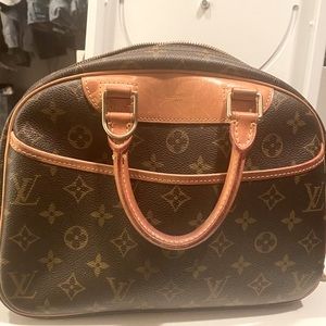 LOUIS VUITTON MONOGRA. TROUVILLE